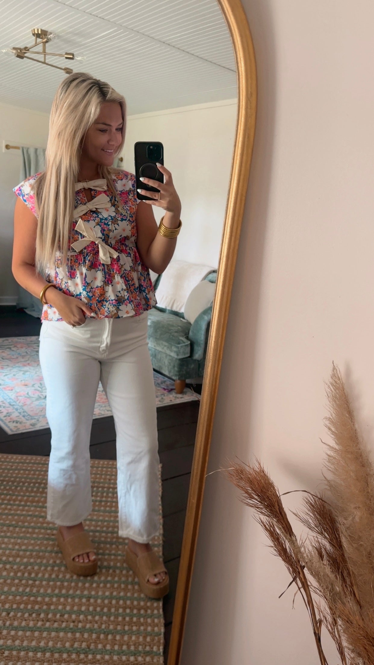 Sweet Magnolia Bow Top