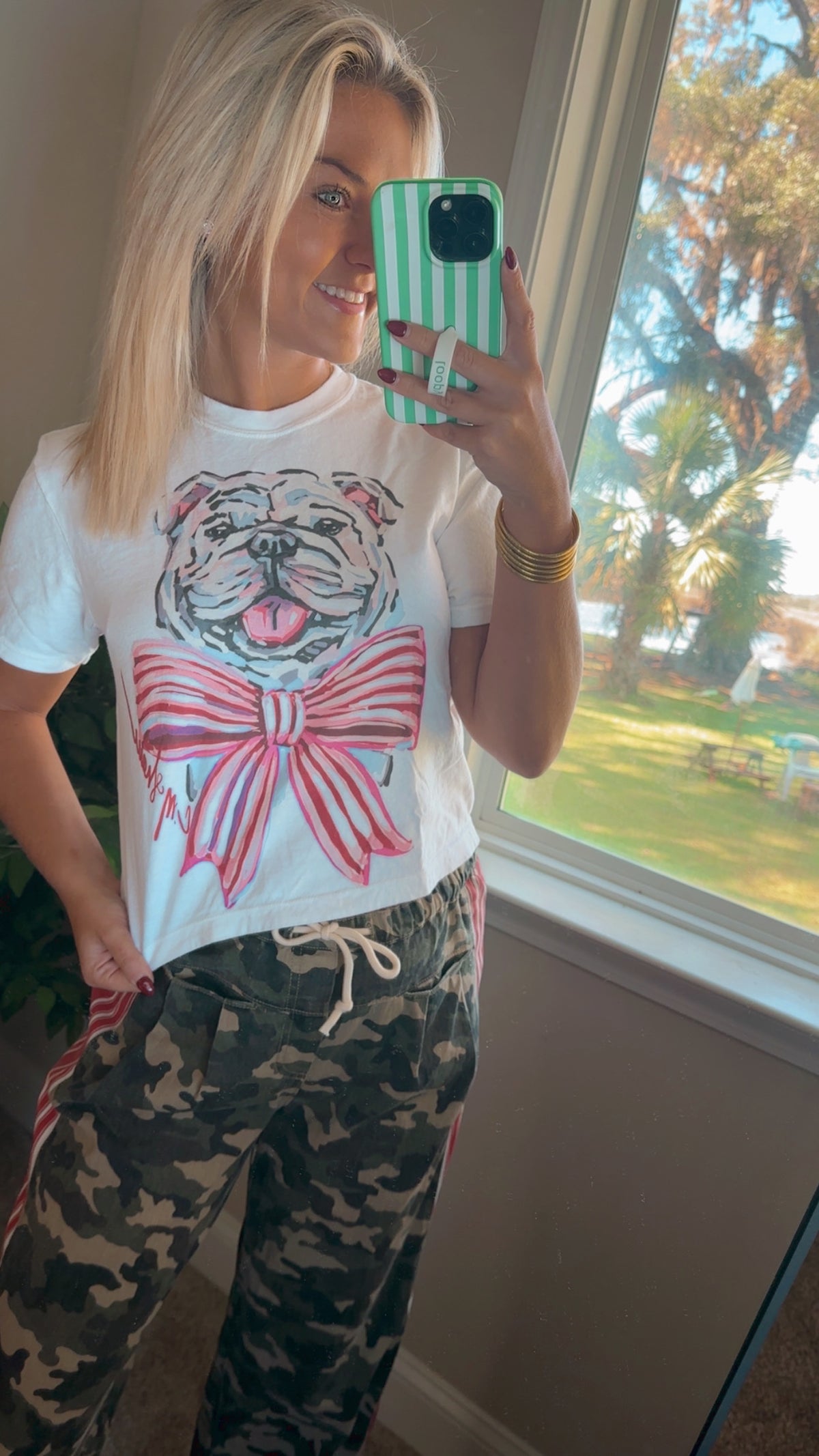 Bow Down Bulldog Tee